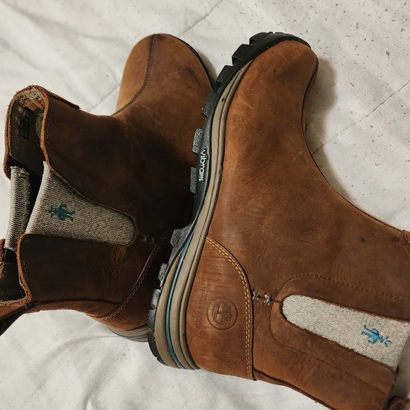 Timberland Boots - Picture 2 of 7